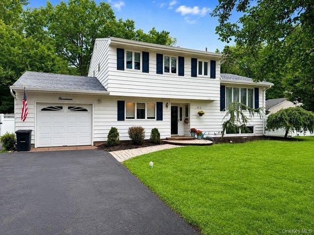 House for sale in Orangeburg, Rockland County