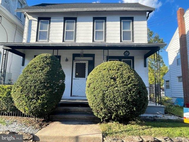House for sale in Mohnton, Berks County