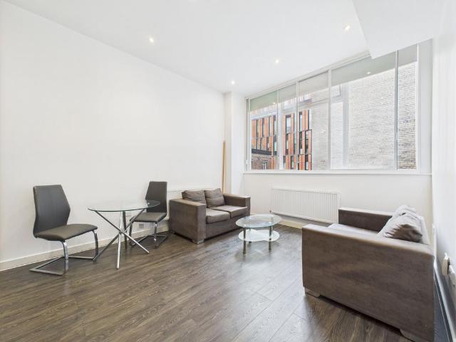 Apartment for rent in Calderstones