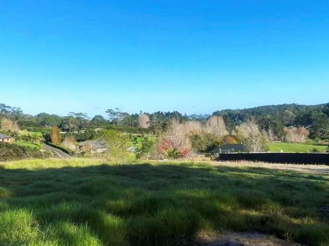 Property for sale in Paremoremo, Oroua County