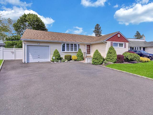 House for sale in Bethpage, Nassau County