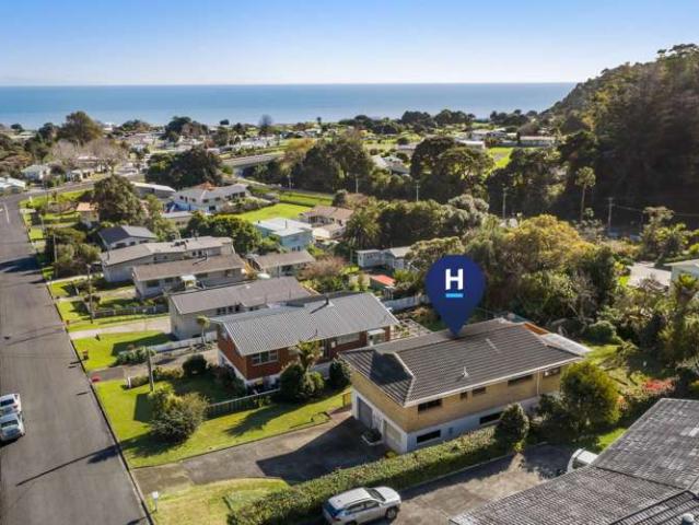 House for sale in Te Puru, Waikato