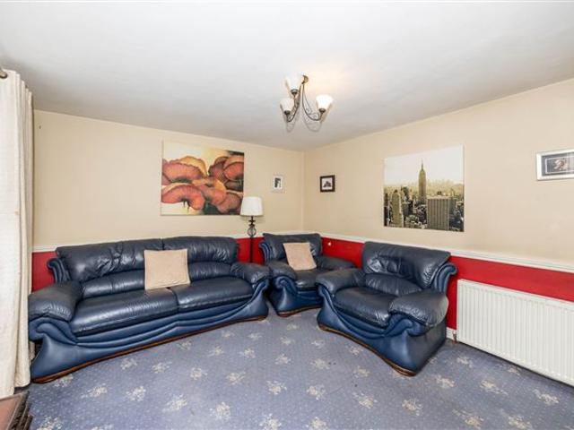 Detached House for sale in Dublin 5, Bluebell