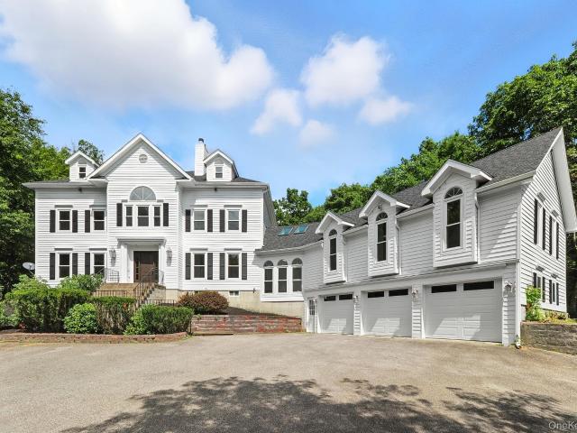 Apartment for sale in Clinton Corners, New York