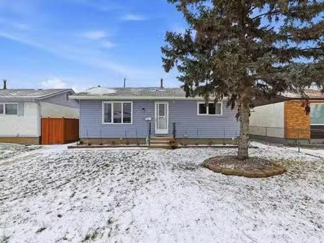 House for sale in East St. Paul, Manitoba