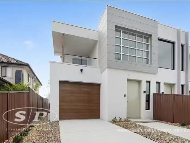 Condo for rent in Sydney, New South Wales