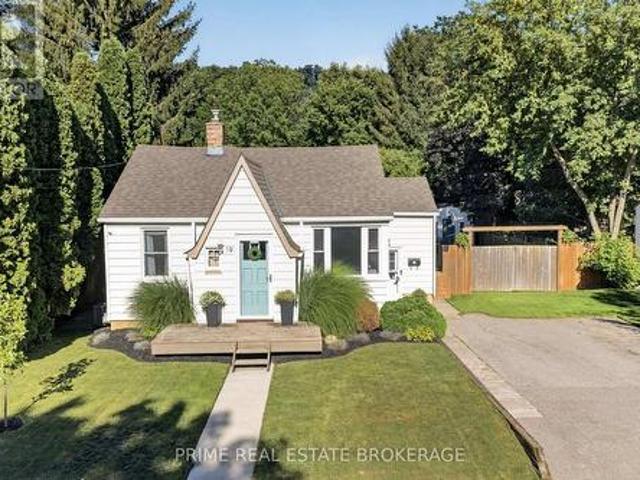 House for sale in Denfield, Ontario