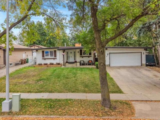 House for sale in The Gardens, St. Albert