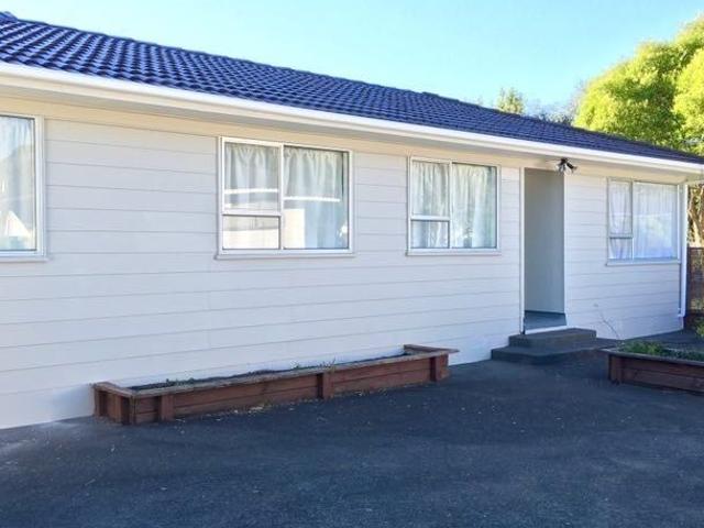 House for rent in Howick, Oroua County