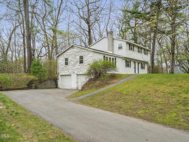 House for sale in Saratoga, New York