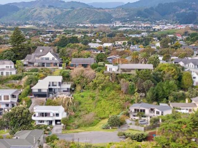 Land for sale in Paraparaumu, Wellington