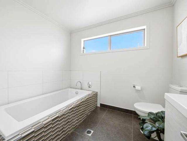 House for sale in Paremoremo, Oroua County