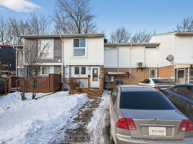 Townhouse for sale in Woburn, Ontario