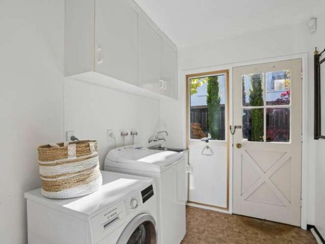 House for sale in Otakou