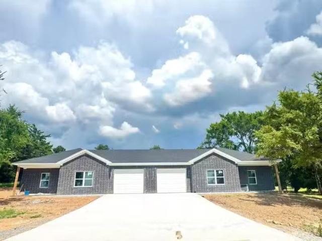 Apartment for rent in Greenbrier