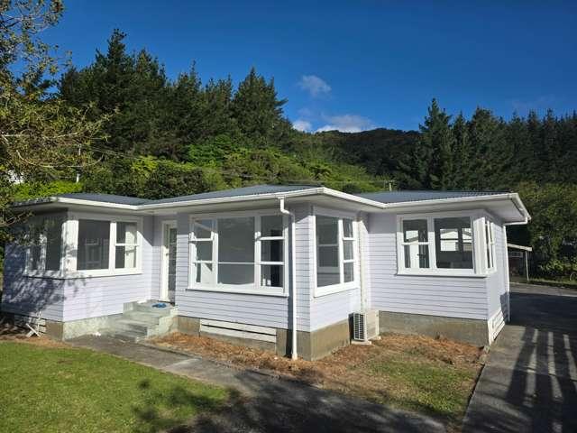 House for sale in Days Bay, Wellington
