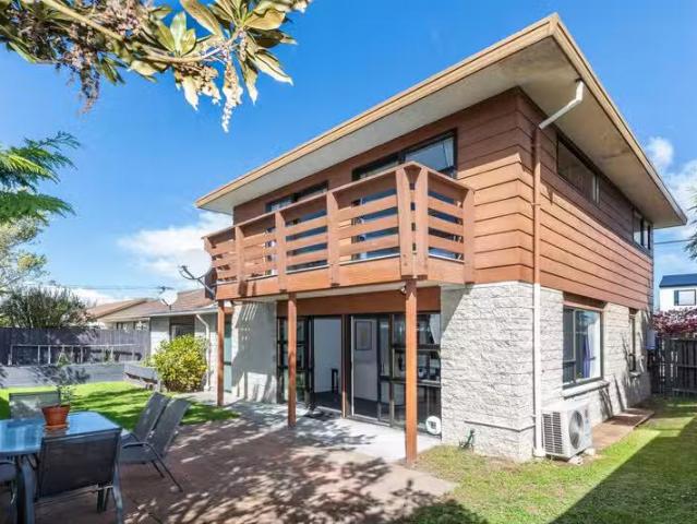 House for sale in Heathcote, Canterbury