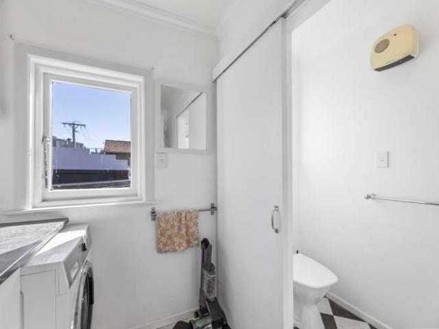 House for sale in Otakou