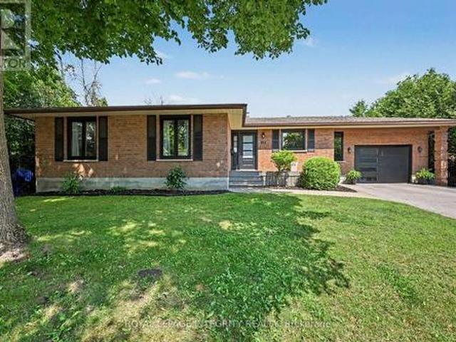 House for sale in Perth, Ontario