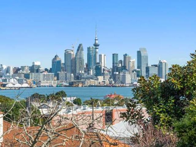House for sale in Devonport