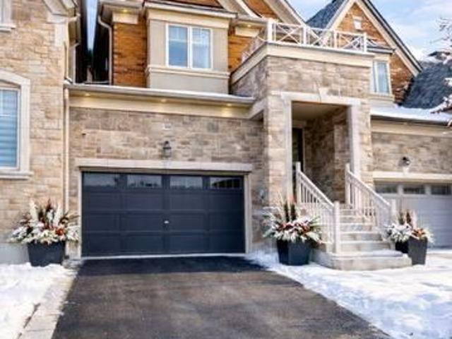 Townhouse for sale in Woburn, Ontario