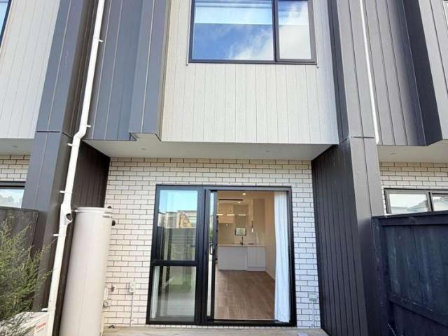 Townhouse for rent in Howick