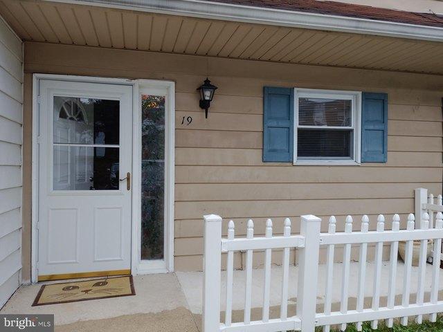 Townhouse for sale in Clementon, New Jersey