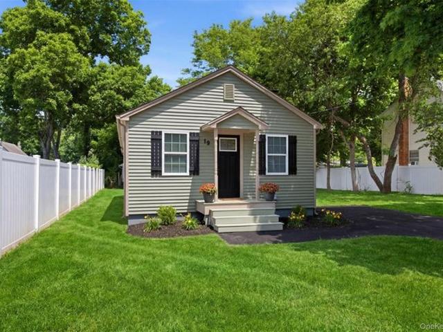 House for sale in Centereach, New York