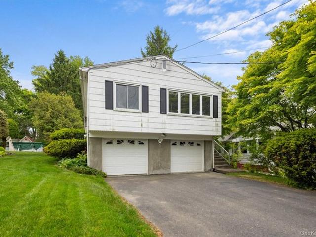 House for sale in Cortlandt Manor, New York