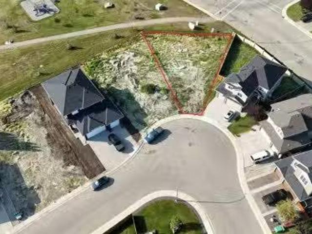 House for sale in Strathmore, Alberta