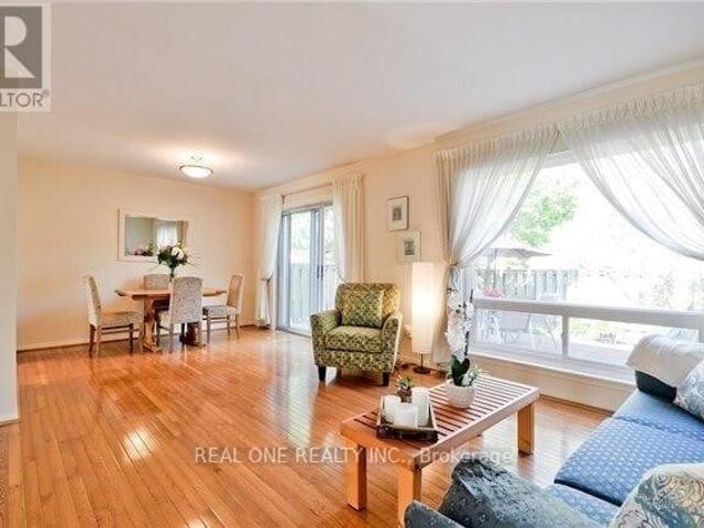 Townhouse for rent in Woburn, Ontario