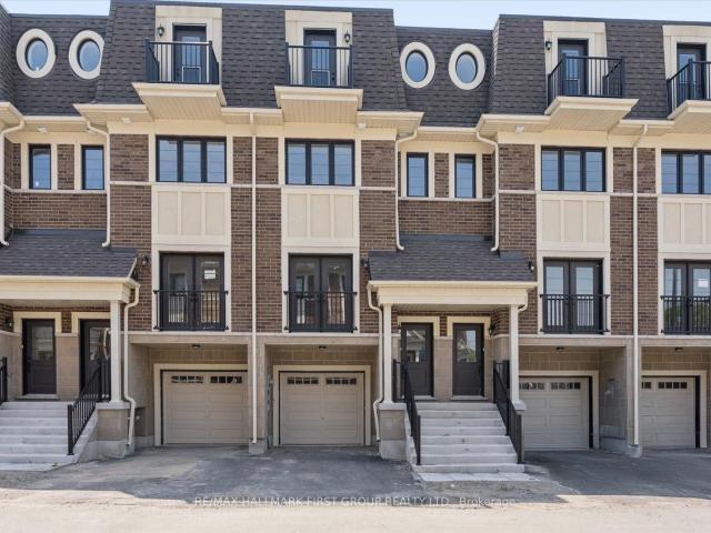 Townhouse for sale in Woburn, Ontario