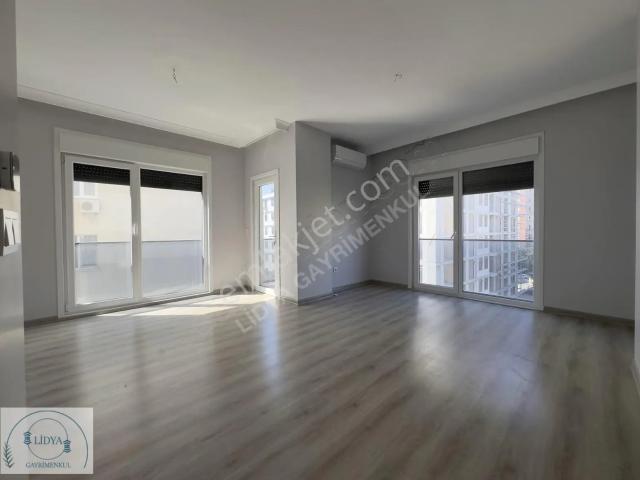 Kadiköy, İstanbul içerisinde kiralık mülk