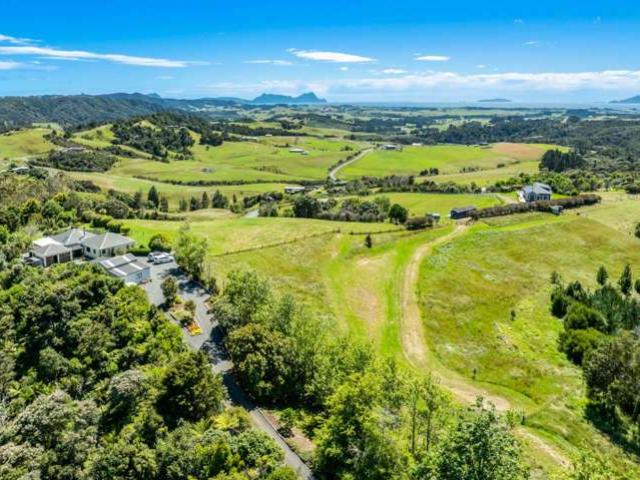 House for sale in Waipu Cove, Northland