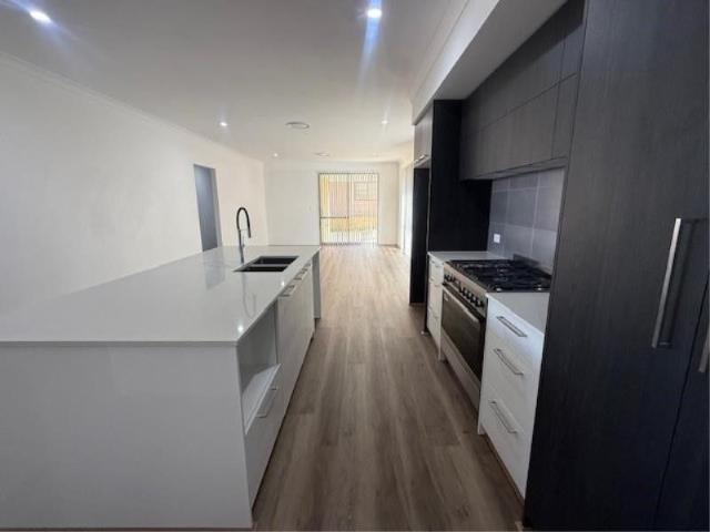 House for rent in Hammond Park, Western Australia