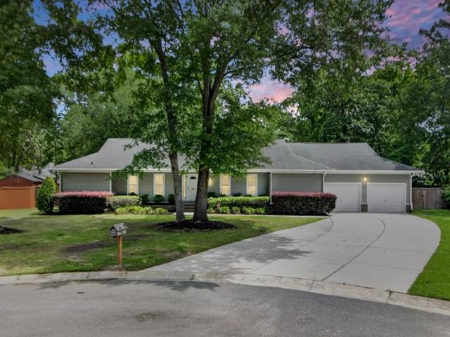 House for sale in Hanahan, South Carolina
