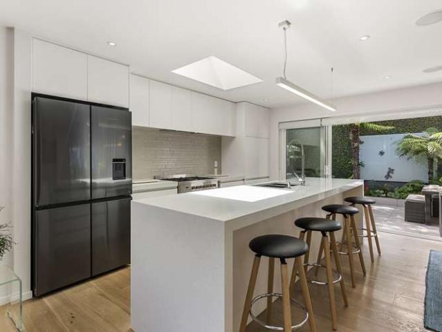 House for sale in Whangaparaoa