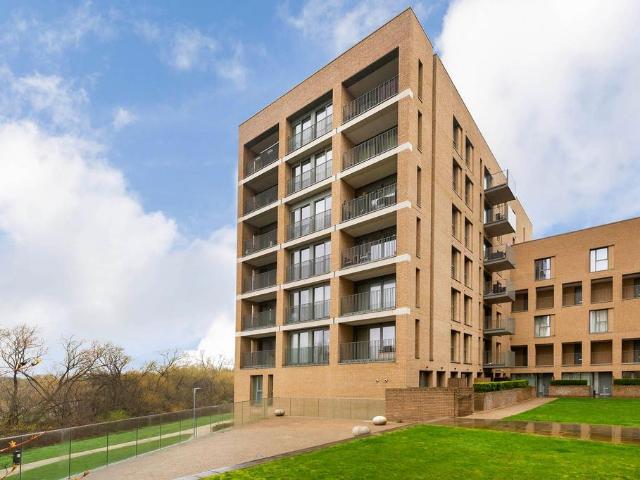 House for rent in West Hendon, The Hyde