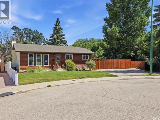House for sale in Saskatoon, Saskatchewan