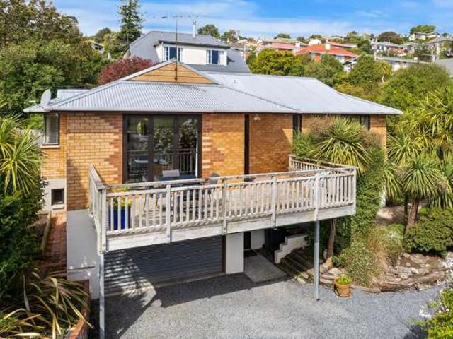 House for sale in Otakou