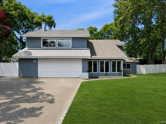 House for sale in Centereach, New York