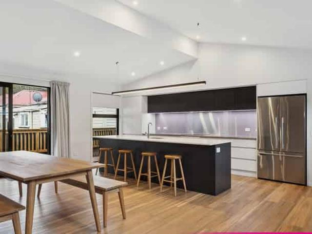 House for rent in Otakou
