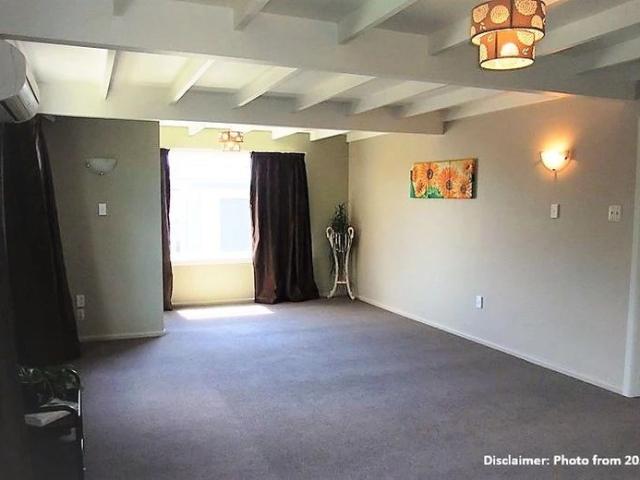 House for rent in Chaslands, Canterbury