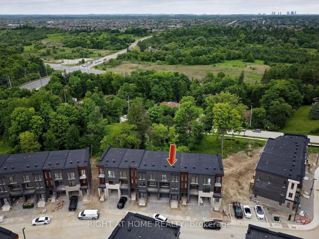 Townhouse for sale in Woburn, Ontario