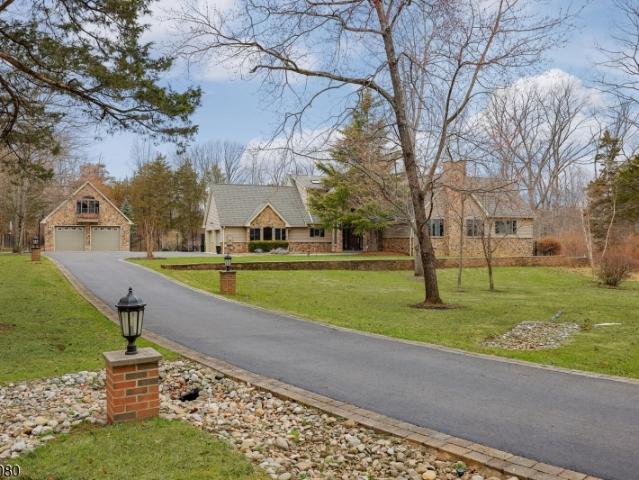 House for sale in Neshanic Station, New Jersey