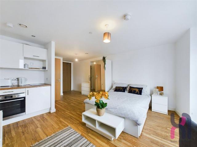 Studio for rent in Baltic Triangle, Calderstones