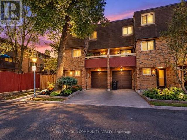 Townhouse for sale in Woburn, Ontario