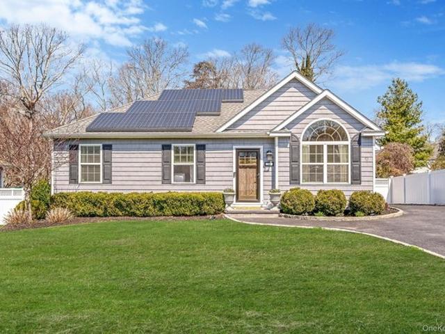 House for sale in Centereach, New York