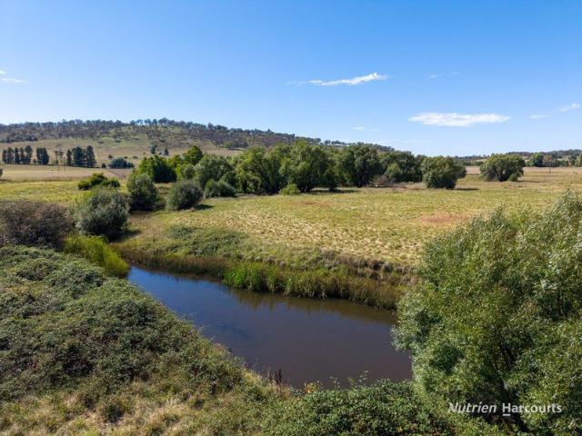 Cottage for sale in Abington, New South Wales