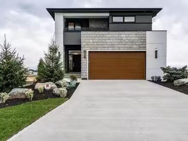 House for sale in East St. Paul, Manitoba